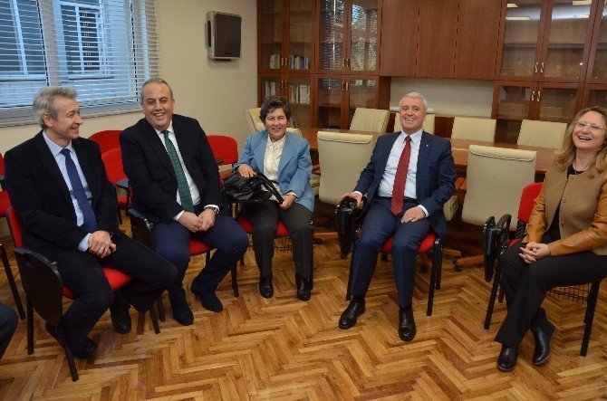 Anadolu Üniversitesi Psikolojik Danışma ve Rehberlik Merkezi yeni binasında hizmette