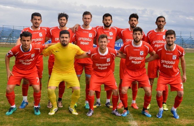 Manavgat Belediyespor play off’u garantiledi