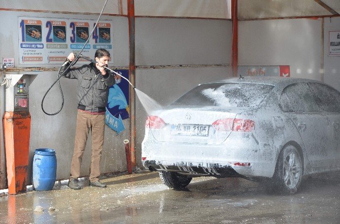 Soğuk hava oto yıkamacıları etkiledi