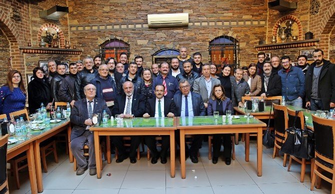 Başkan Cahan, Uşak’taki basın mensuplarıyla buluştu