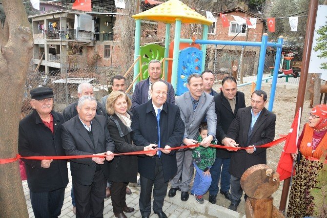 Ambarcık Parkı mahallelinin hizmetine açıldı