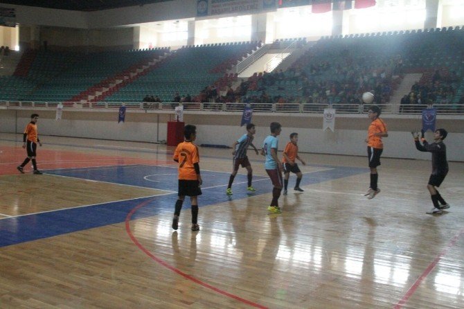 Diyarbakır’da futsal müsabakaları tamamlandı