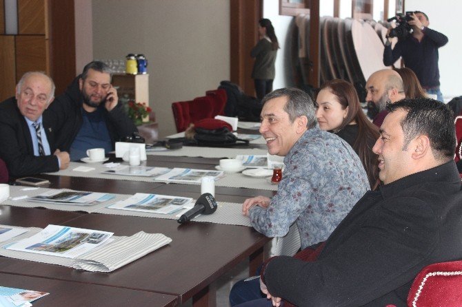 Baro Başkanı Ahmet Atam, basın mensuplarıyla bir araya geldi