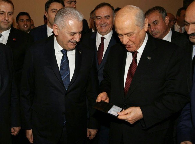 Başbakan Yıldırım’dan MHP Genel Başkanı Bahçeli’ye yeni kimlik jesti