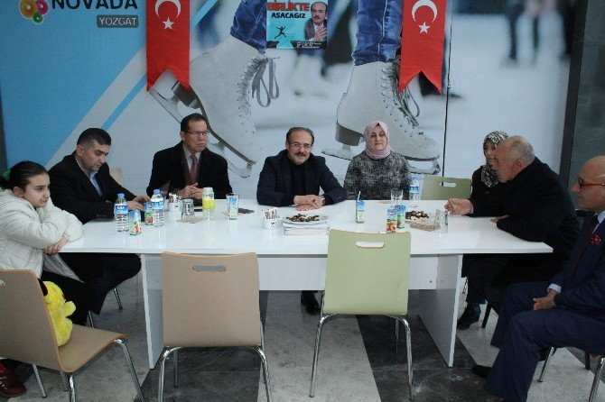 Vali Yurtnaç, vatandaşların sorunlarını dinledi