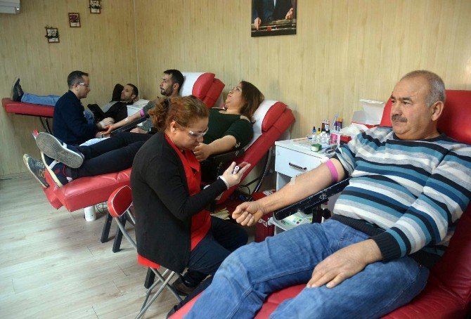 Adana kan bağışında birinci oldu