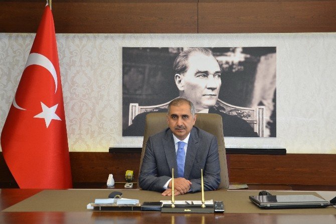 Aydın Valisi Koçak: Türkiye Cumhuriyeti Vatandaşı Olduğum Allah’a Şükrediyorum