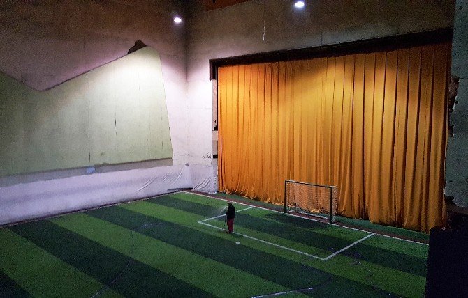 İzmir’in unutulan sinemaları ve sinema kültürüne akademik katkı