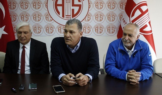 Alaeddin Yakan: "Hedefimiz şampiyon olmak"