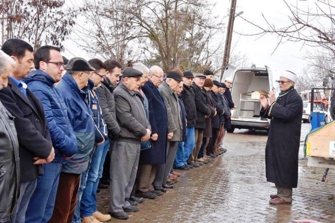 Başkan Albayrak Kazandere mahallesinde vatandaşlarla buluştu