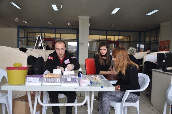 Kan bağışı çağrısı Kars’ta vatandaşları harekete geçirdi