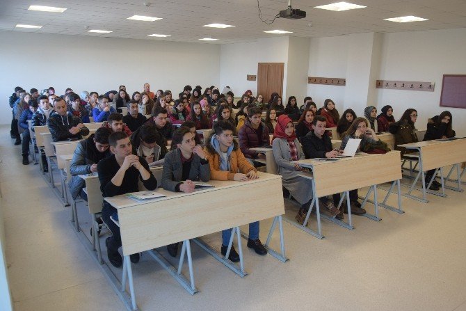 Düzce Üniversitesi Kocaelili öğrencileri ağırladı