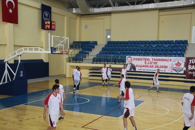 TB2L temsilcisi Bilecik Belediyesi Basketbol Kulübü, Çankırı Demir maçının hazırlıklarını sürdürüyor