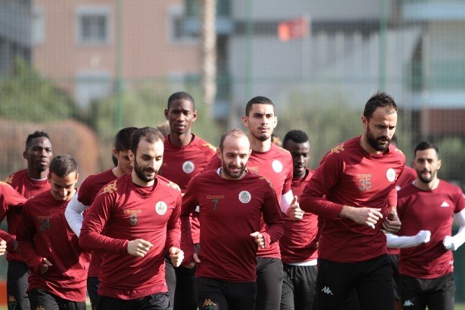 Aytemiz Alanyaspor Beşiktaş maçı hazırlıklarını sürdürdü