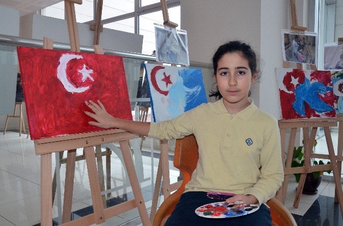 Görme engelli öğrenciler 15 Temmuz’un resmini yaptı
