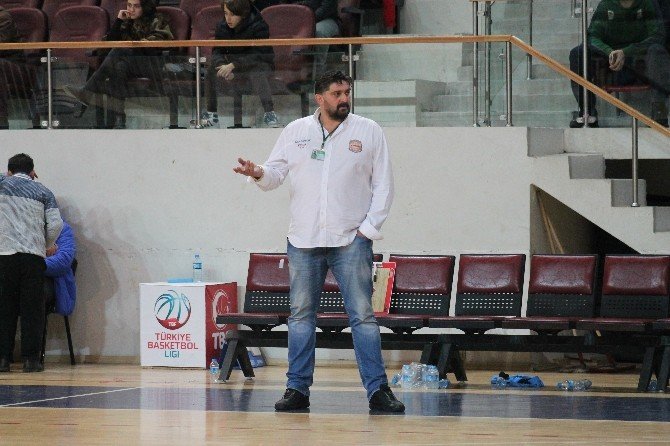 Zaza Enden yalnız kaldı