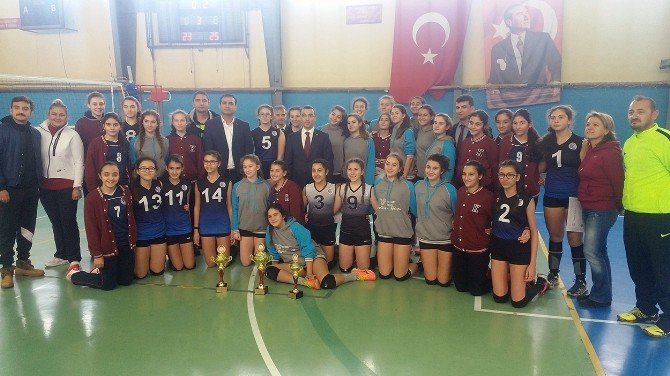 Muğla’nın yıldızı Mahinur Cemal Uslu Ortaokulu oldu