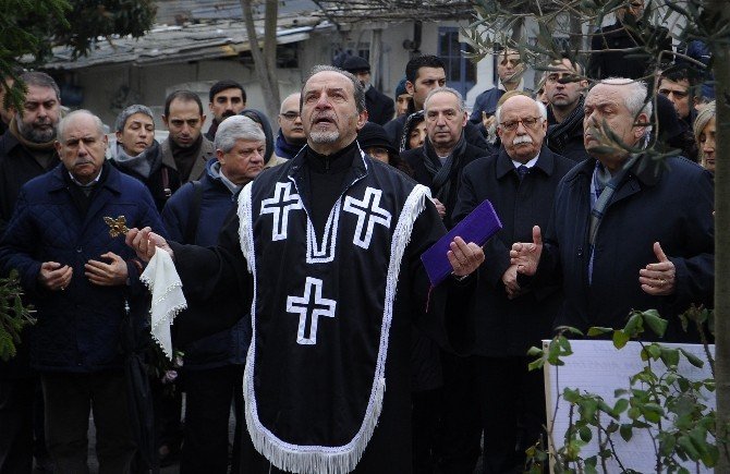 Hrant Dink ölümünün 10’uncu yılında mezarı başında anıldı