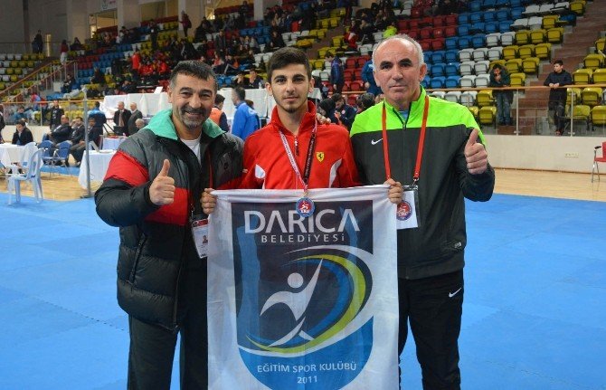 Darıca’lı Eray Türkiye Şampiyonu oldu