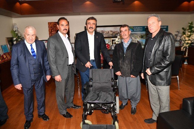 Çetin’den engellilere akülü elektrikli sandalye