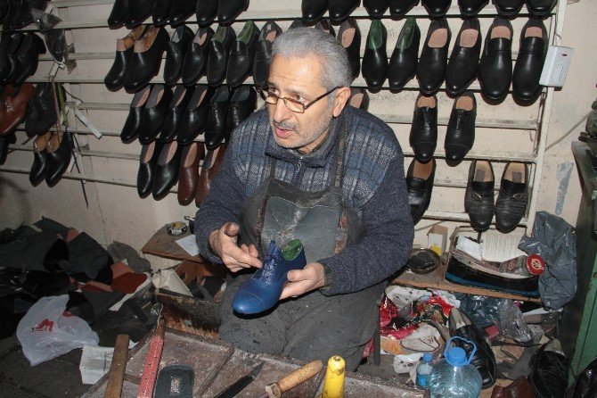 Çarşamba ayakkabısı modasını kaybetmedi