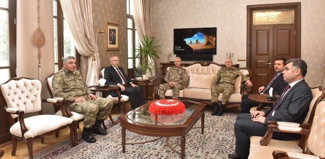 Tümgeneral Tarakcı’dan Vali Ata’ya ziyaret