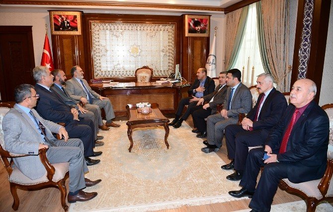 Başkan Sözlü’den Müftü Çınar’a ziyaret
