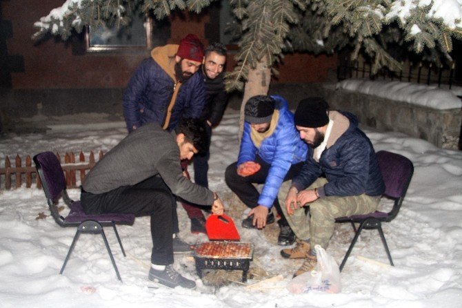 Eksi 20 derecede mangal keyfi