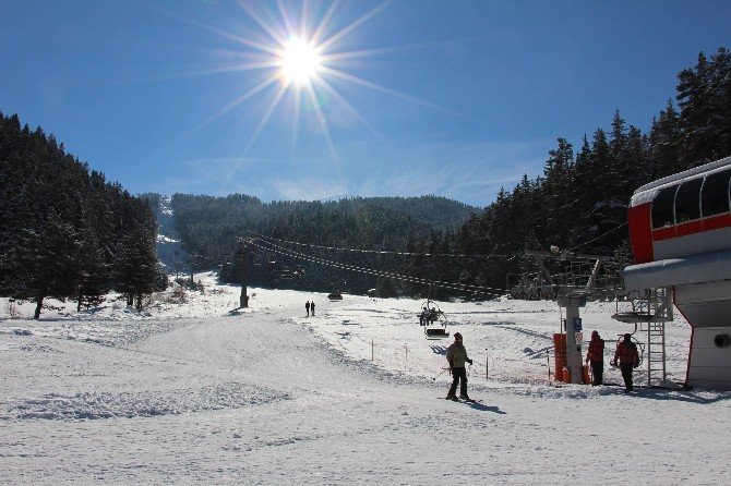 Yıldıztepe Kayak Merkezi En Yoğun Sezonunu Yaşıyor