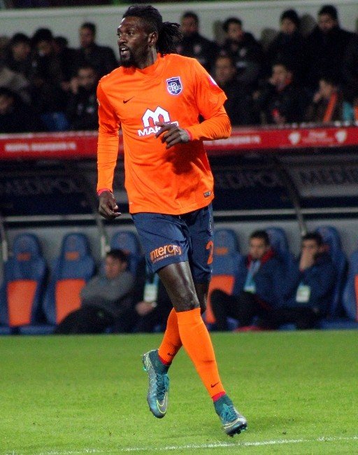 Başakşehir’de Adebayor coşkusu