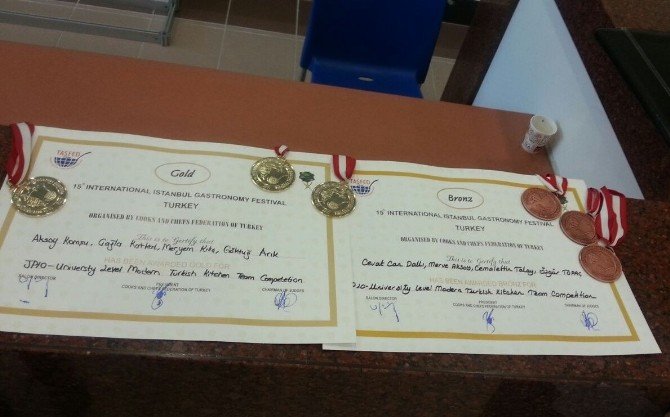 Uluslararası İstanbul Mutfak Günleri Yarışmasından Krıklareli’ye 2 madalya