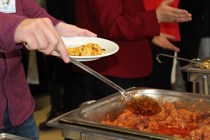 300 diyetisyen makarnaya evet deyip tadım yaptı