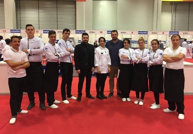 Uluslararası İstanbul Mutfak Günleri Yarışmasından Krıklareli’ye 2 madalya