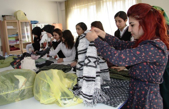 Van’da ‘İyiliği dolaptan çıkar’ projesi