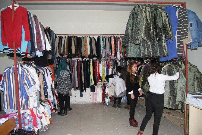 Van’da ‘İyiliği dolaptan çıkar’ projesi