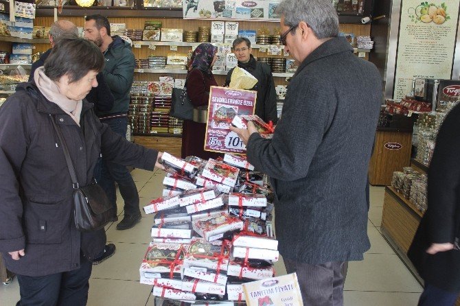 Sevgililerin kahvesi Tuğba Kuruyemiş’ten