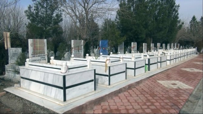 Batman’da PKK ve YPG’lilere ait 23 mezar taşı için yıkım kararı