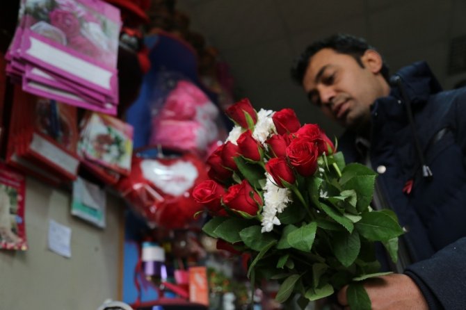 Kabil’in çiçek sokağı