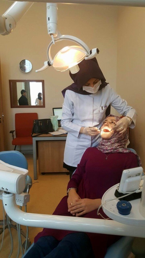Divriği Sadık Özgür Hastanesinde 3 diş hekimi hizmet veriyor