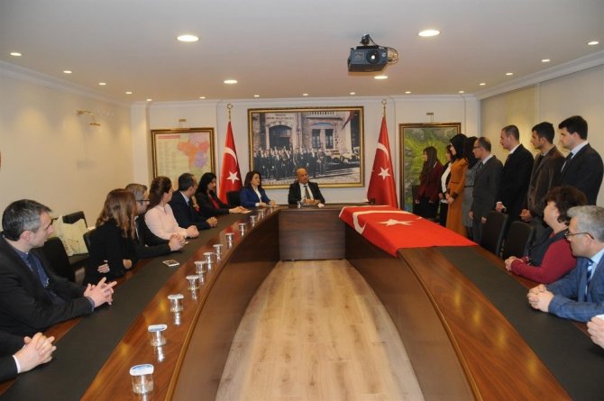 Aday memurlar yemin etti