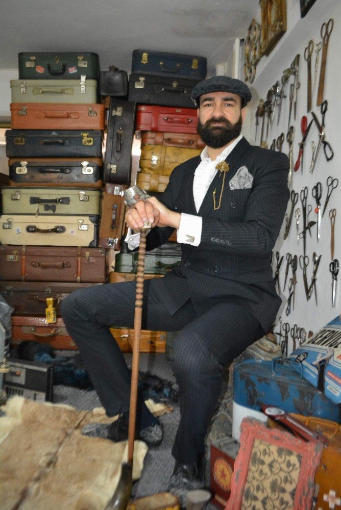 Hobi olarak başladı şimdi koleksiyoner oldu