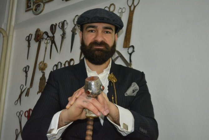 Hobi olarak başladı şimdi koleksiyoner oldu