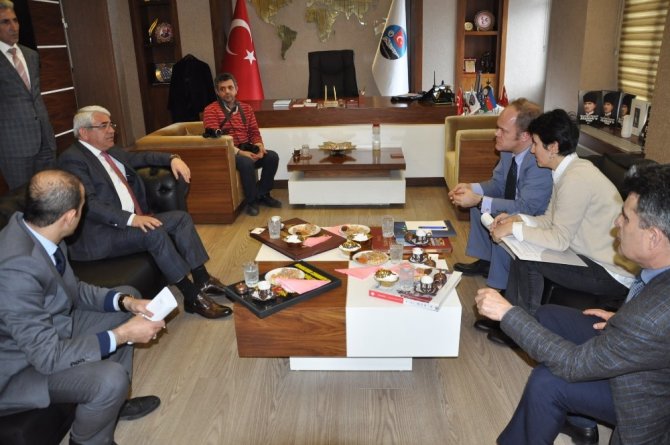 AB Türkiye Delegasyonu Poupeau’dan Başkan Karaçanta’ya ziyaret