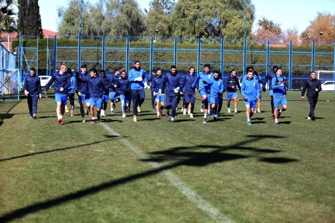 Şimşek İzmir yolcusu