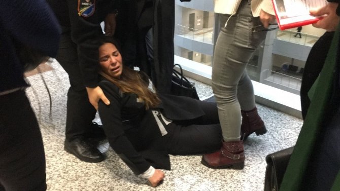 Ünlü oyuncu Filiz Taçbaş, İstanbul Adliyesi’nde sinir krizi geçirdi