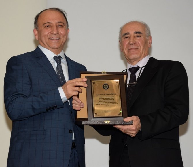 ESOGÜ Prof. Dr. Hüseyin Özdağ’ı törenle emekliliğe uğurladı