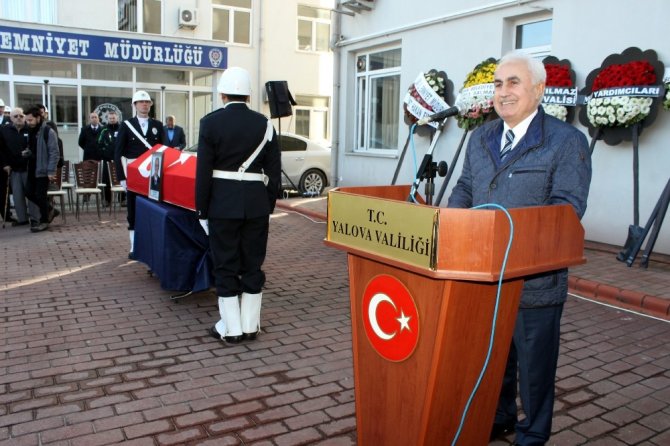 Eski Yalova Valisi Nihat Özgöl son yolculuğuna uğurlandı