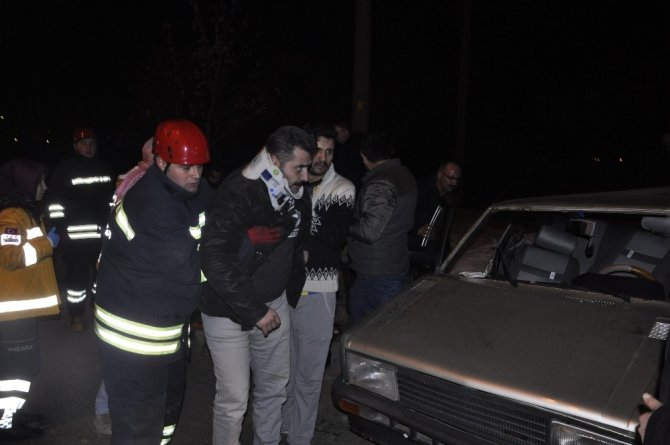 Seydişehir’ de iki otomobil çarpıştı: 6 yaralı