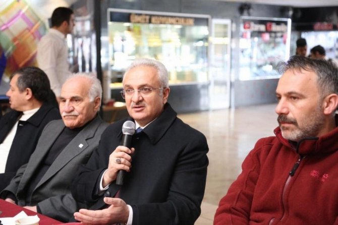 Başkan Başsoy, Alparslan Türkeş İş Merkezi esnafıyla biraraya geldi