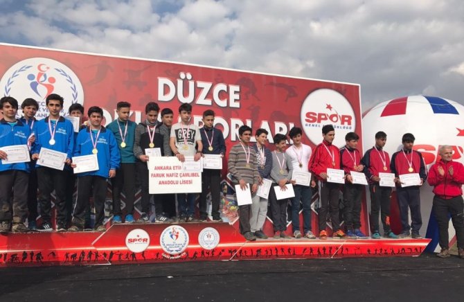 Okul Sporları Oryantring Şampiyonası Düzce’de yapıldı